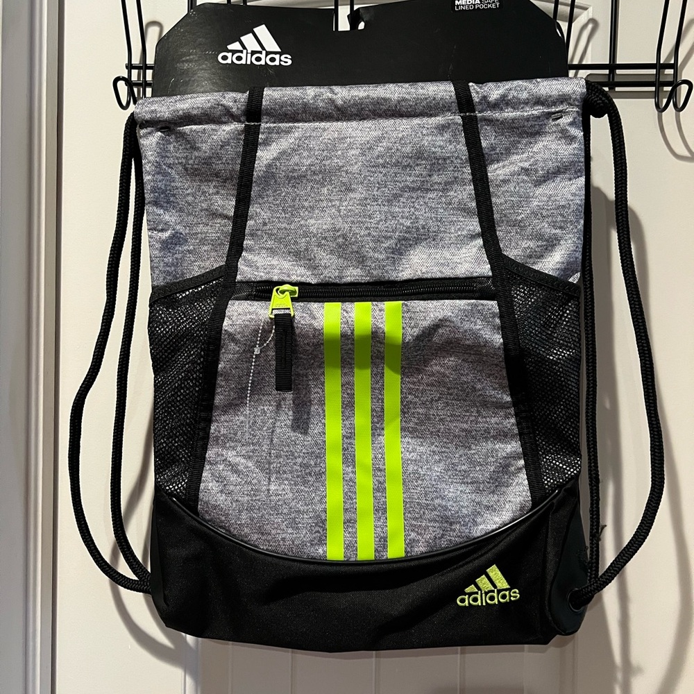 NWT Adidas Gray, Black neon yellow Athletic drawstring bag Backpack teen, men